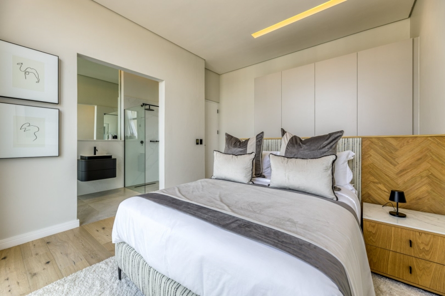 6 Bedroom Property for Sale in Waterfall Gauteng