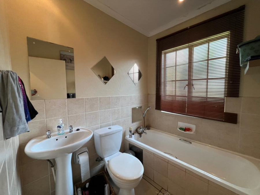 2 Bedroom Property for Sale in Amandasig Gauteng