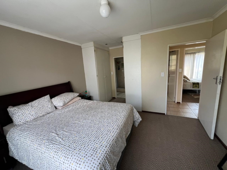 2 Bedroom Property for Sale in Amandasig Gauteng