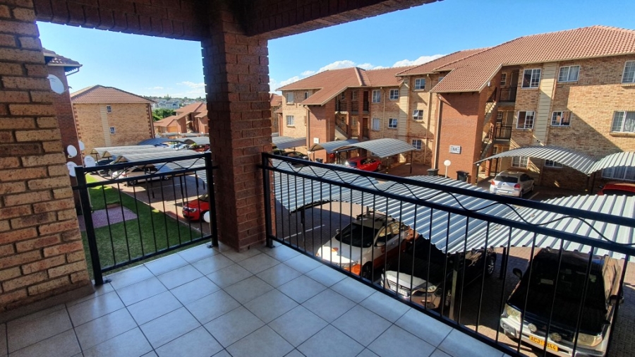 3 Bedroom Property for Sale in Noordwyk Gauteng
