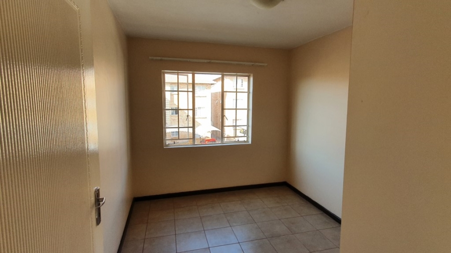 3 Bedroom Property for Sale in Noordwyk Gauteng