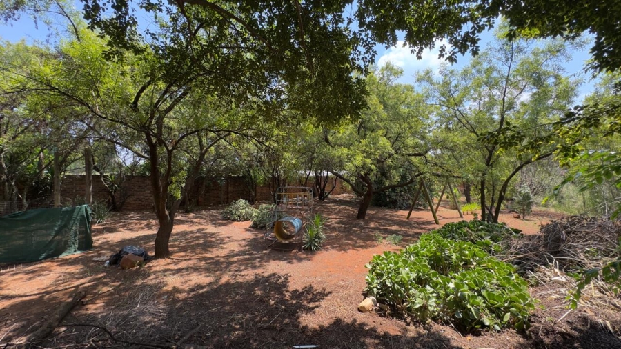 To Let commercial Property for Rent in Grootfontein Country Estate Gauteng