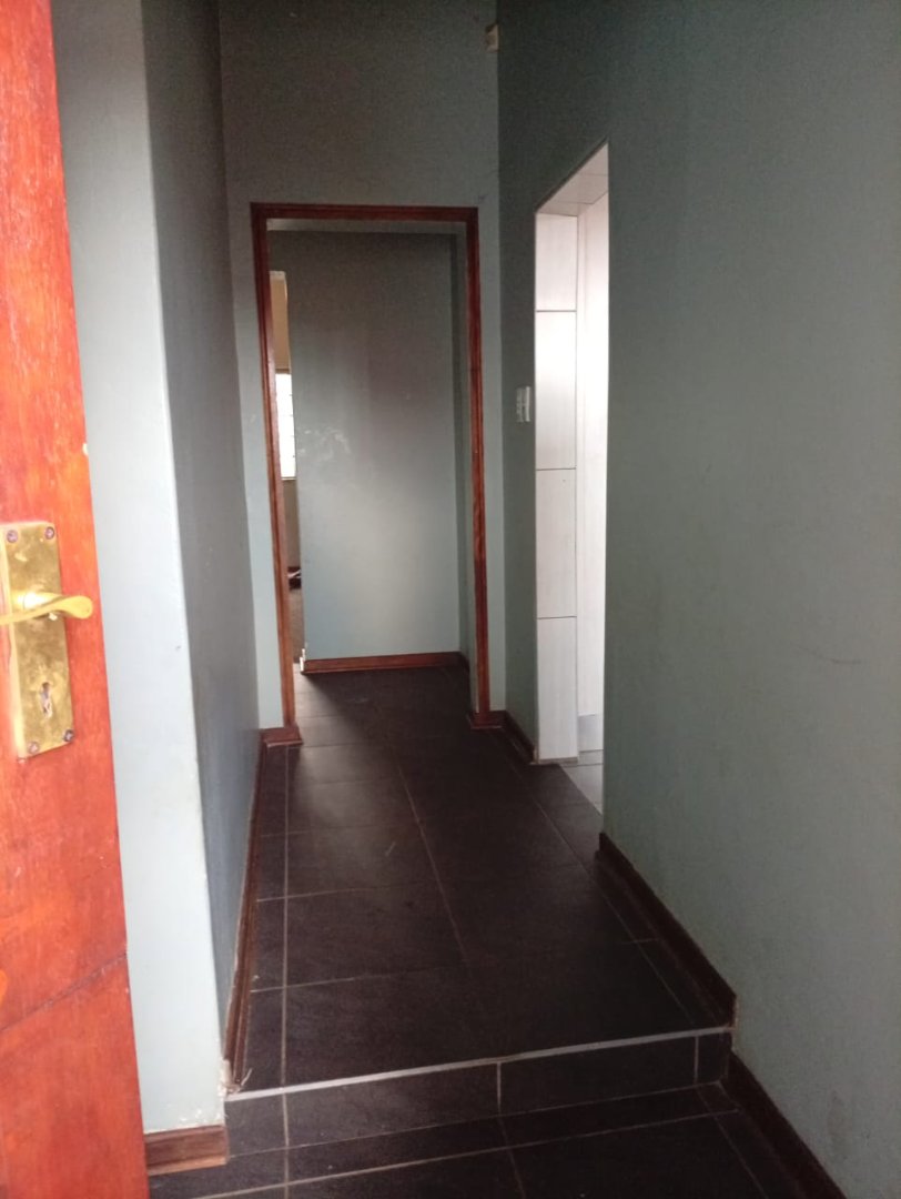  Bedroom Property for Sale in Brixton Gauteng