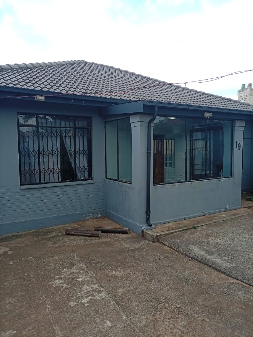  Bedroom Property for Sale in Brixton Gauteng
