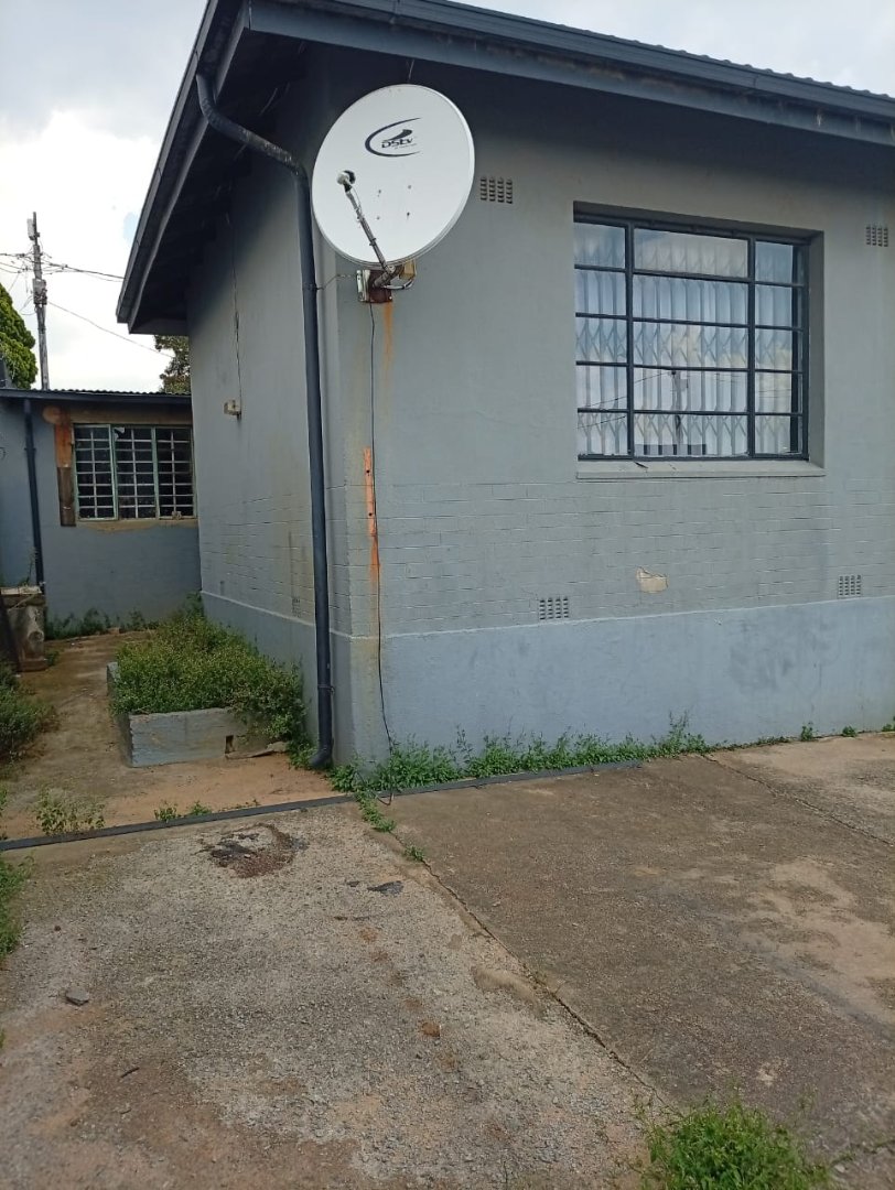  Bedroom Property for Sale in Brixton Gauteng