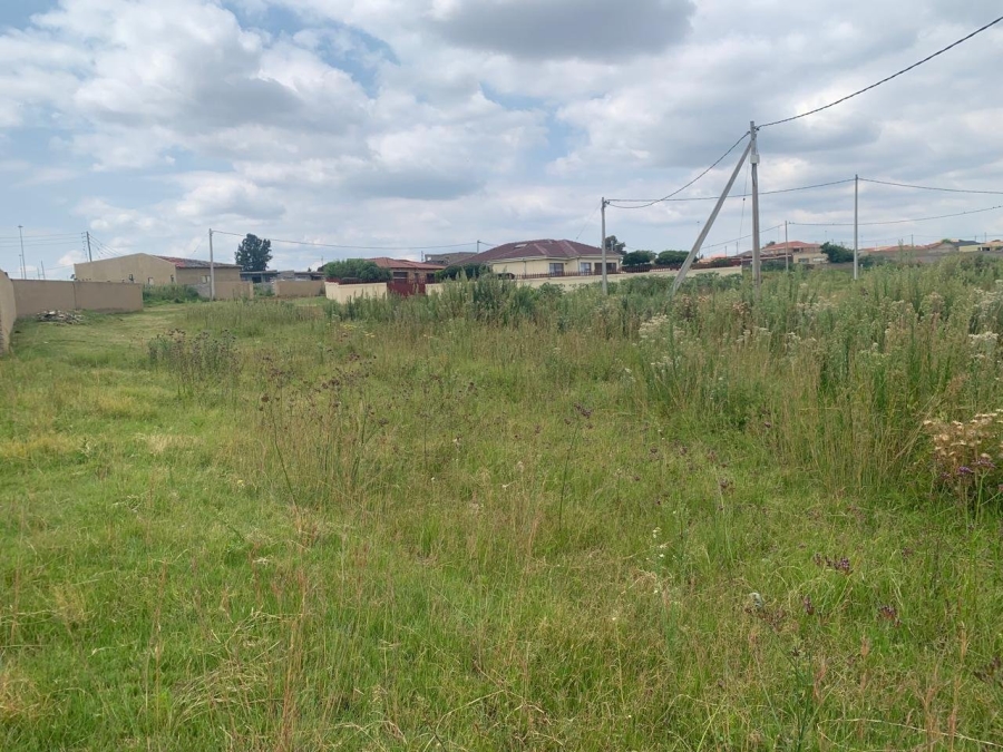 Commercial Property for Sale in Mohlakeng Gauteng