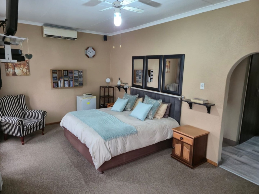 5 Bedroom Property for Sale in Heidelberg Gauteng