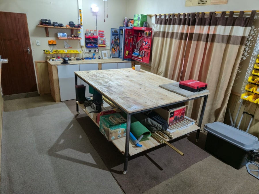 5 Bedroom Property for Sale in Heidelberg Gauteng