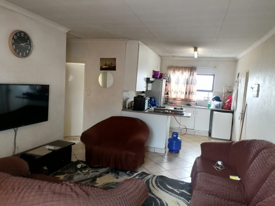  Bedroom Property for Sale in Beyers Park Gauteng