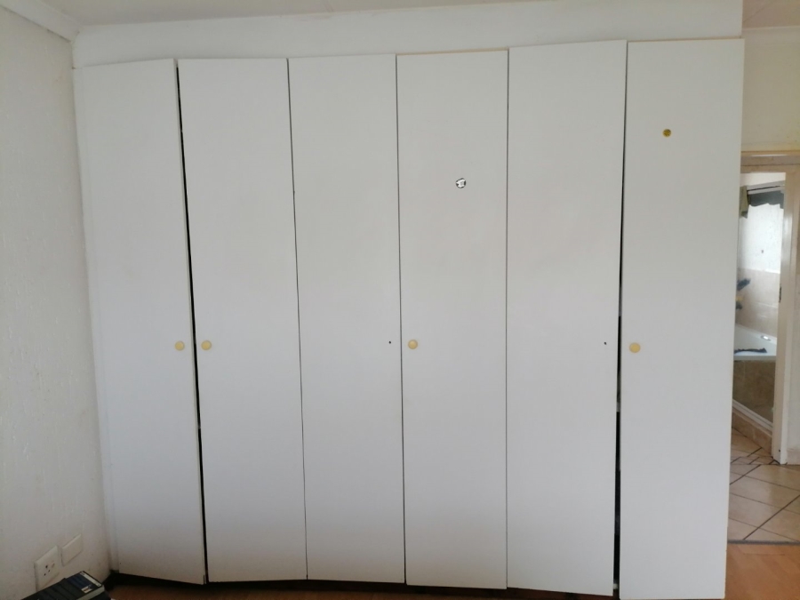  Bedroom Property for Sale in Beyers Park Gauteng