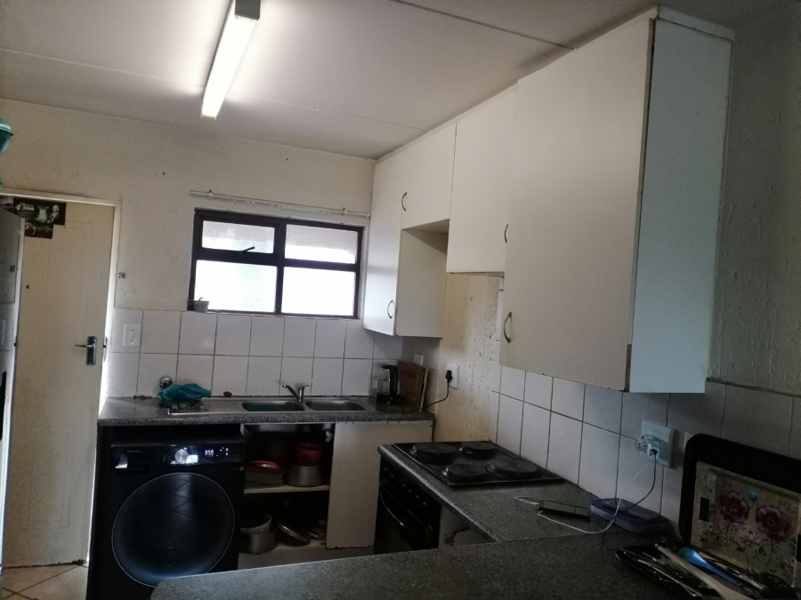 2 Bedroom Property for Sale in Beyers Park Gauteng