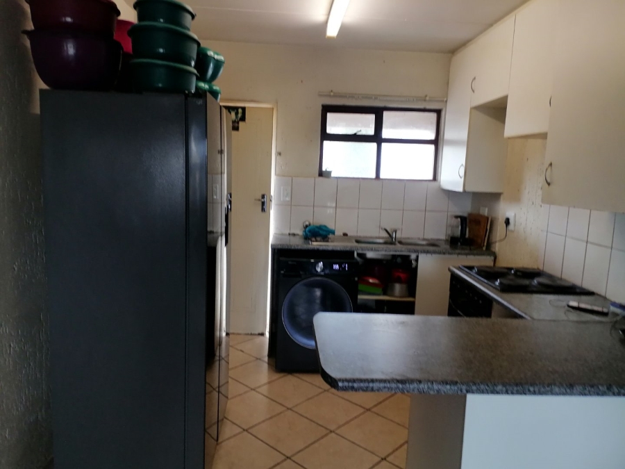 2 Bedroom Property for Sale in Beyers Park Gauteng