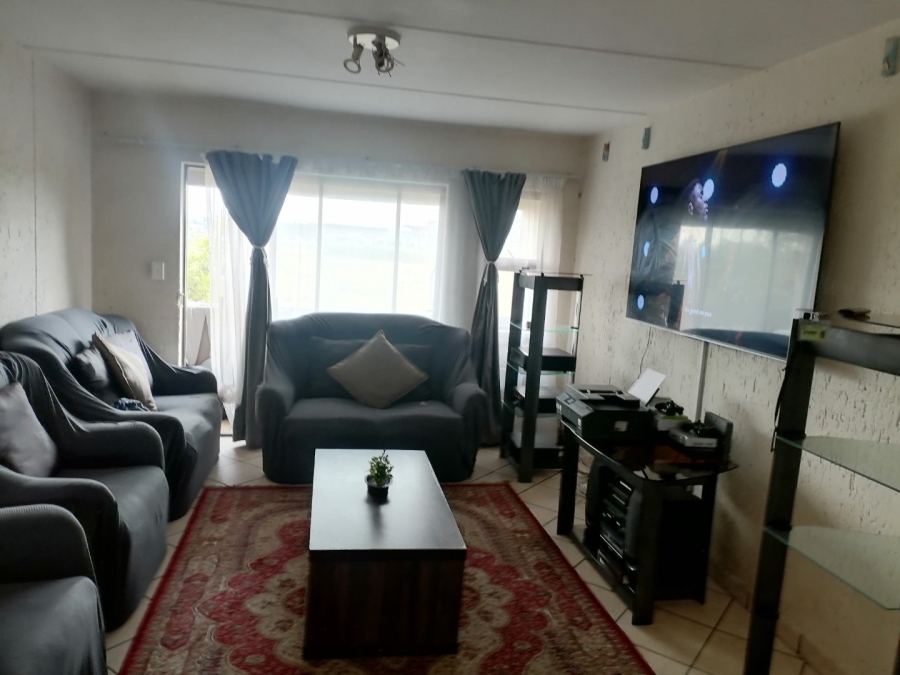2 Bedroom Property for Sale in Beyers Park Gauteng