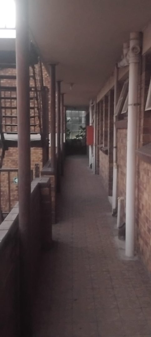 2 Bedroom Property for Sale in Germiston Central Gauteng