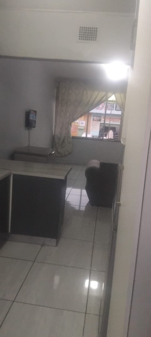 2 Bedroom Property for Sale in Germiston Central Gauteng