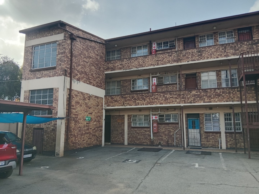 2 Bedroom Property for Sale in Germiston Central Gauteng