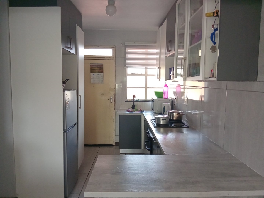 2 Bedroom Property for Sale in Germiston Central Gauteng