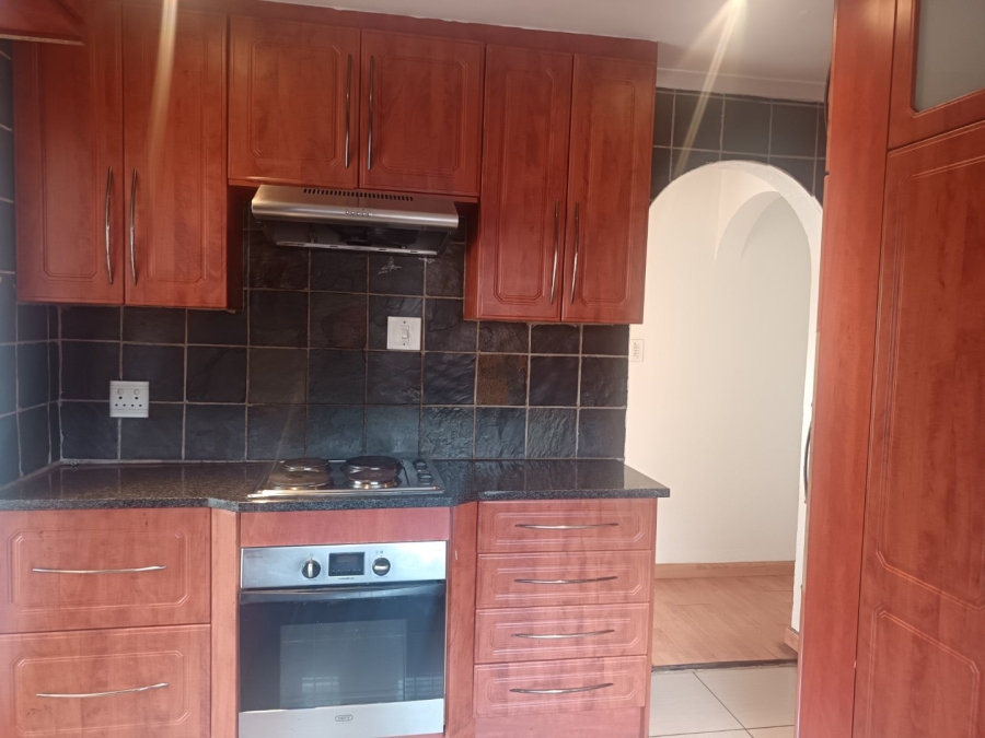 4 Bedroom Property for Sale in Lenasia South Gauteng