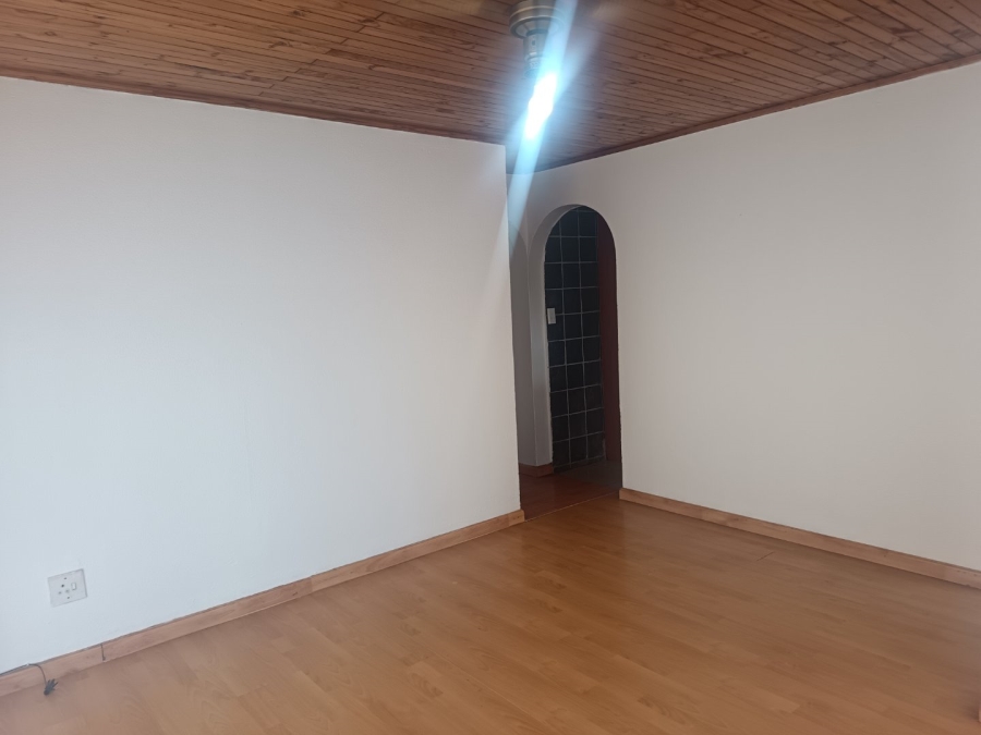 4 Bedroom Property for Sale in Lenasia South Gauteng