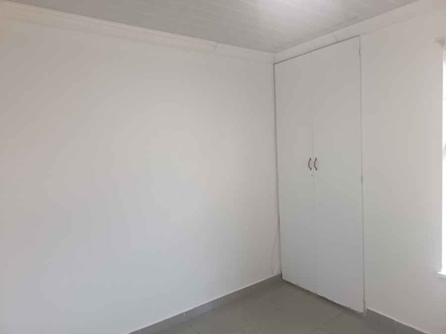 4 Bedroom Property for Sale in Lenasia South Gauteng