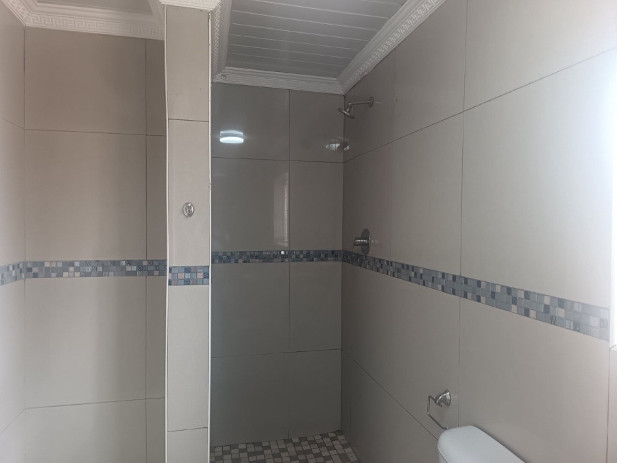 4 Bedroom Property for Sale in Lenasia South Gauteng