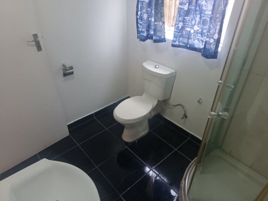 4 Bedroom Property for Sale in Lenasia South Gauteng