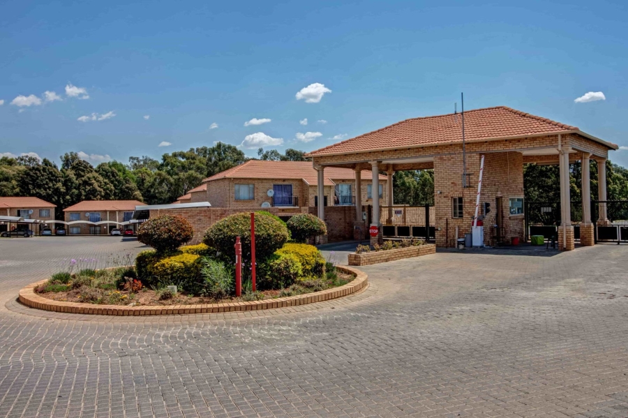 Commercial Property for Sale in Greenhills Gauteng