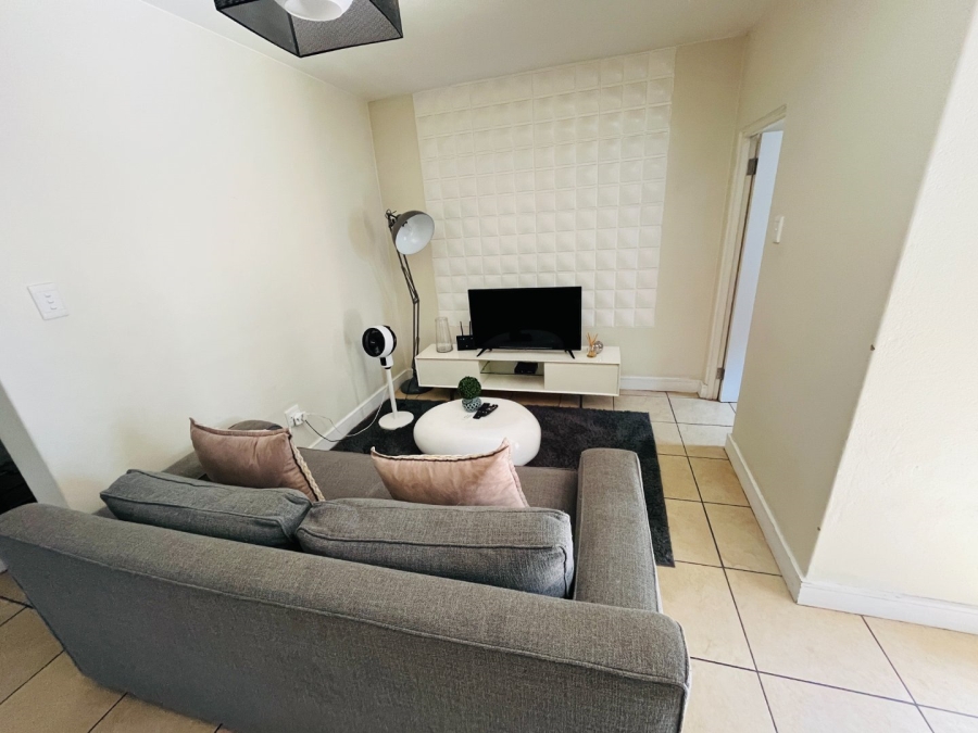 To Let 1 Bedroom Property for Rent in Edenburg Gauteng