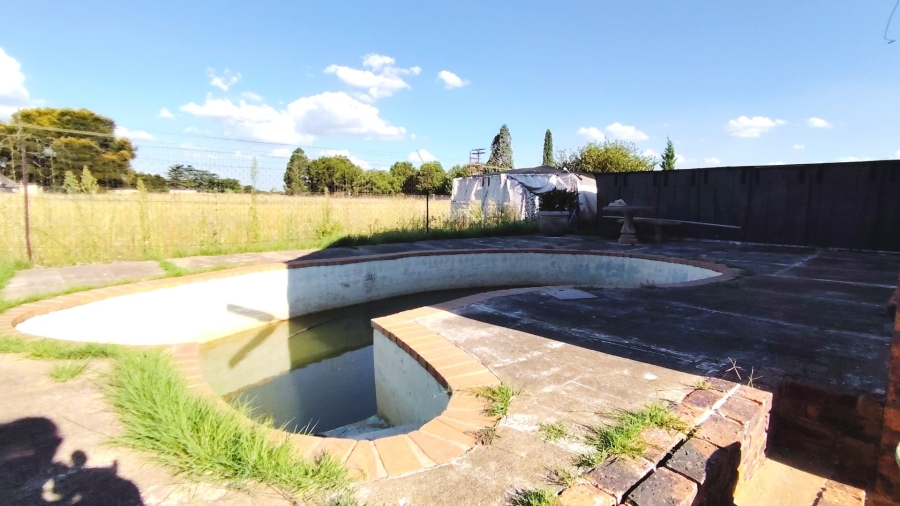 Commercial Property for Sale in Mooilande Gauteng