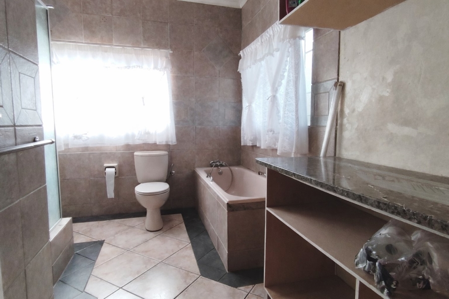 Commercial Property for Sale in Mooilande Gauteng