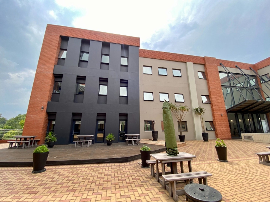 To Let commercial Property for Rent in Woodmead Gauteng