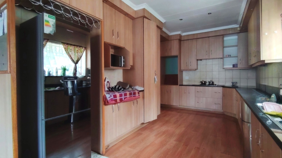 3 Bedroom Property for Sale in Vanderbijlpark SW 5 Gauteng