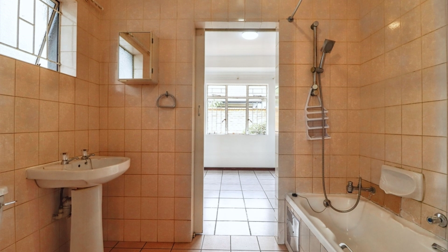 2 Bedroom Property for Sale in Bonaero Park Gauteng