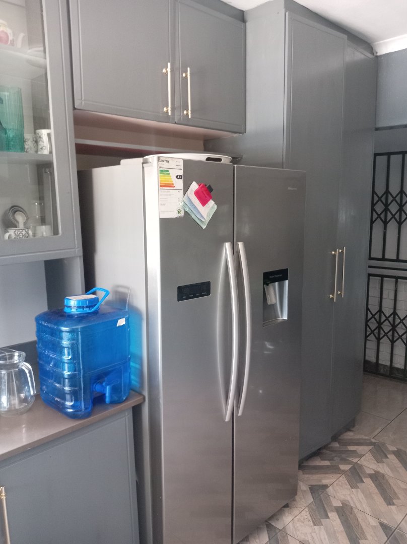 5 Bedroom Property for Sale in Riamar Park Gauteng