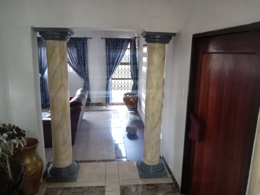 5 Bedroom Property for Sale in Riamar Park Gauteng