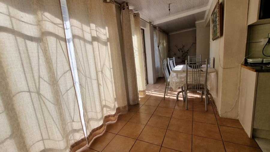 3 Bedroom Property for Sale in Sonland Park Gauteng