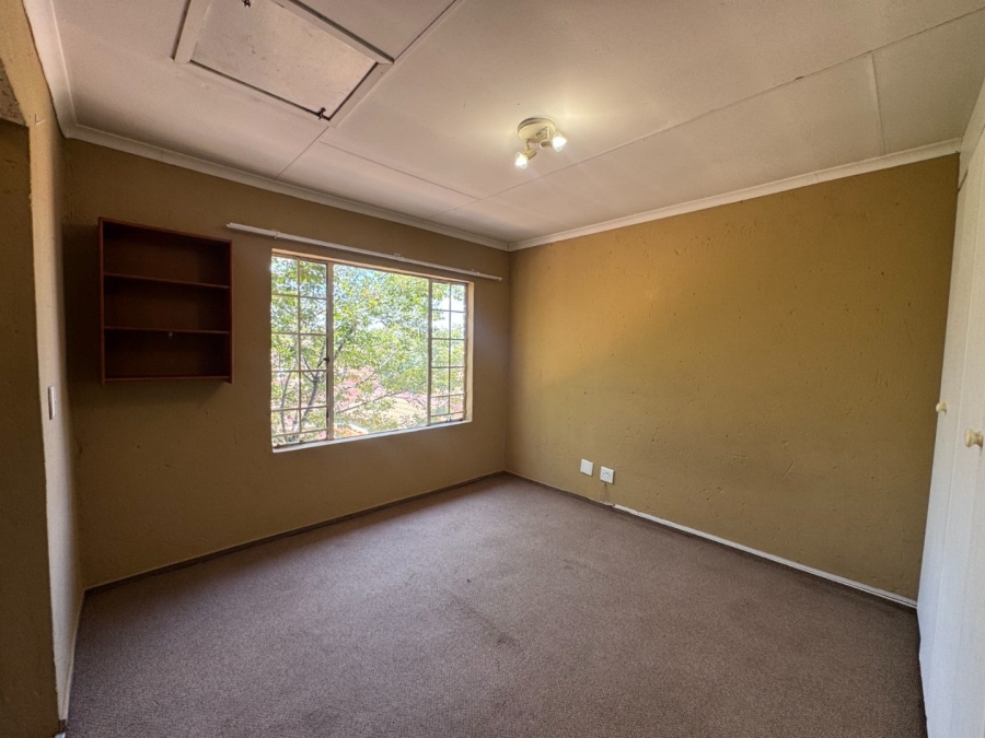 2 Bedroom Property for Sale in Amberfield Gauteng