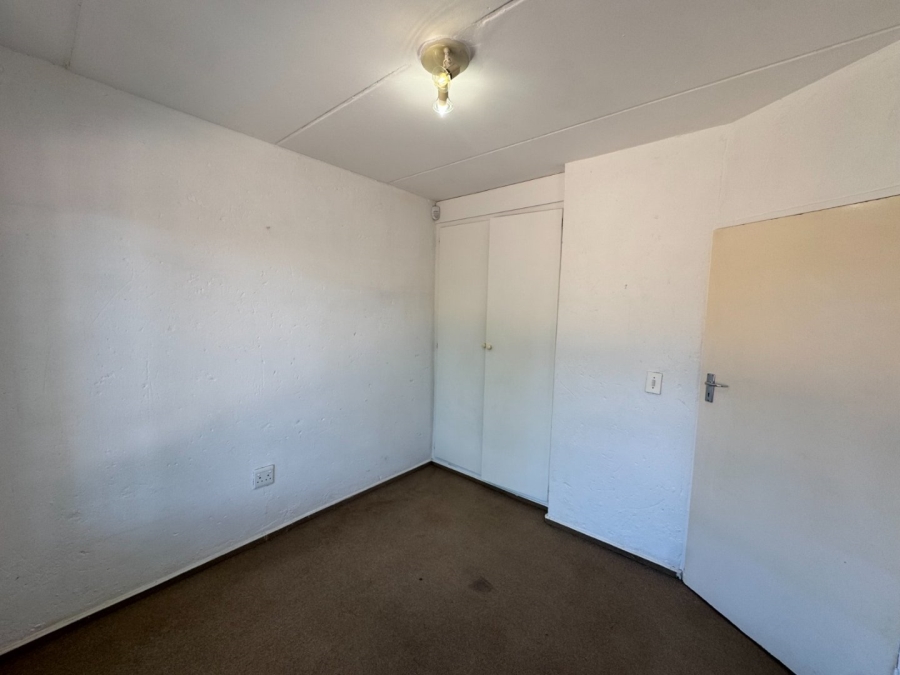 2 Bedroom Property for Sale in Amberfield Gauteng