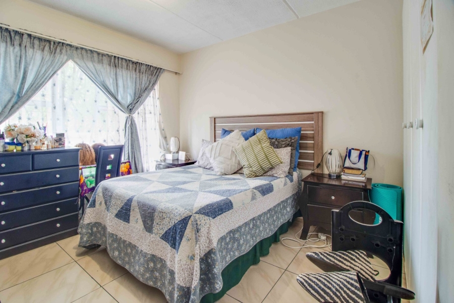 2 Bedroom Property for Sale in Buccleuch Gauteng