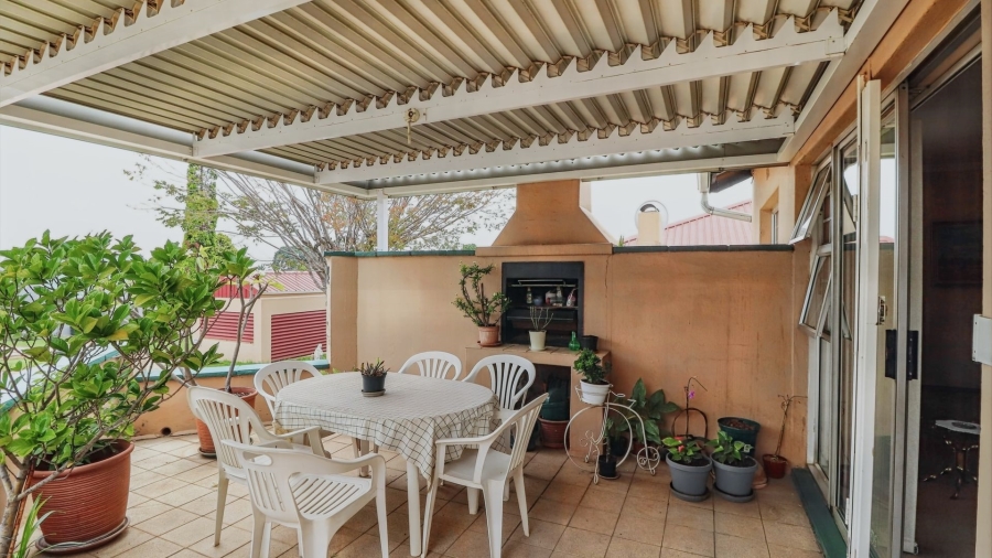 2 Bedroom Property for Sale in Terenure Gauteng