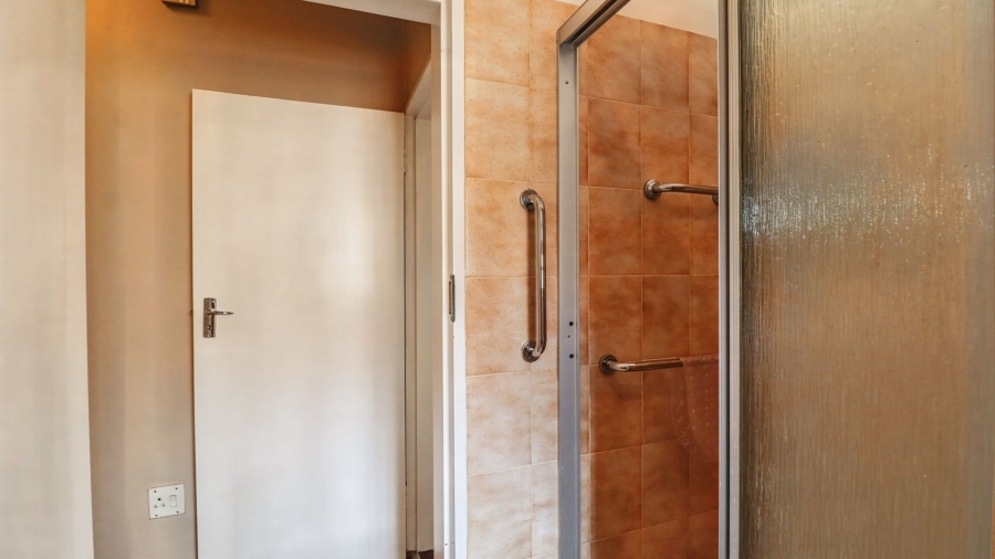 2 Bedroom Property for Sale in Terenure Gauteng