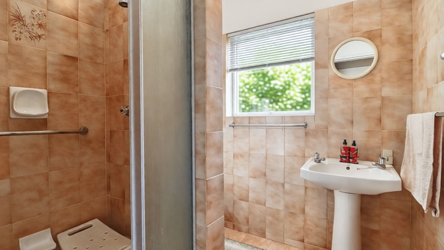 2 Bedroom Property for Sale in Terenure Gauteng