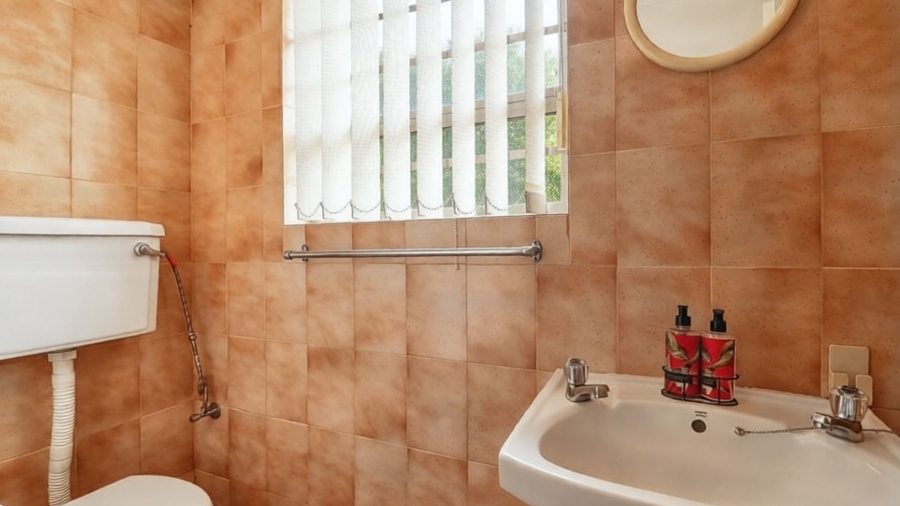 2 Bedroom Property for Sale in Terenure Gauteng