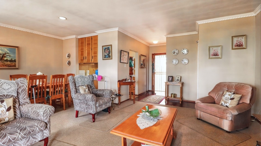 2 Bedroom Property for Sale in Terenure Gauteng