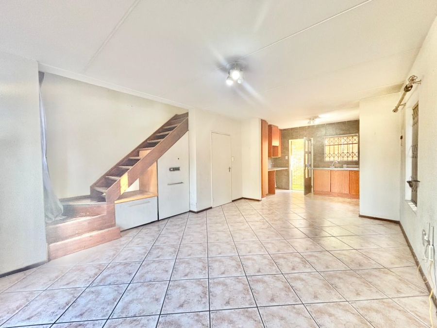 2 Bedroom Property for Sale in North Riding Gauteng