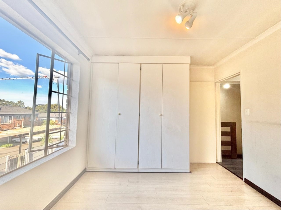 2 Bedroom Property for Sale in North Riding Gauteng