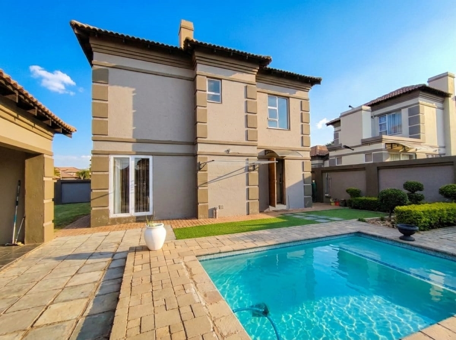 3 Bedroom Property for Sale in Magalieskruin Gauteng