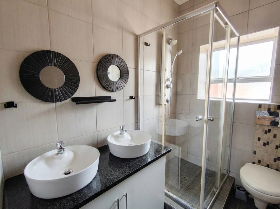 3 Bedroom Property for Sale in Magalieskruin Gauteng