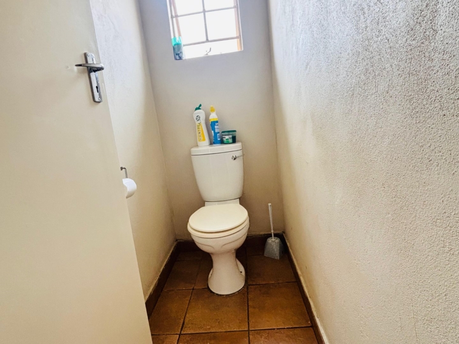 2 Bedroom Property for Sale in Sky City Gauteng