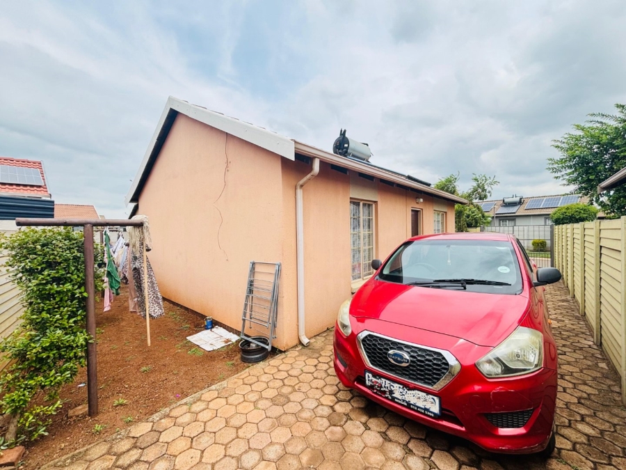 2 Bedroom Property for Sale in Sky City Gauteng